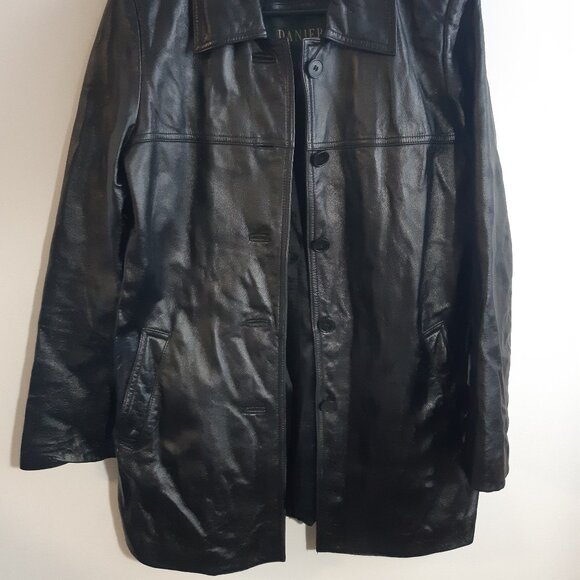 Danier Genuine Leather Coat - Women's XS Mid-Length - Picture 3 of 14